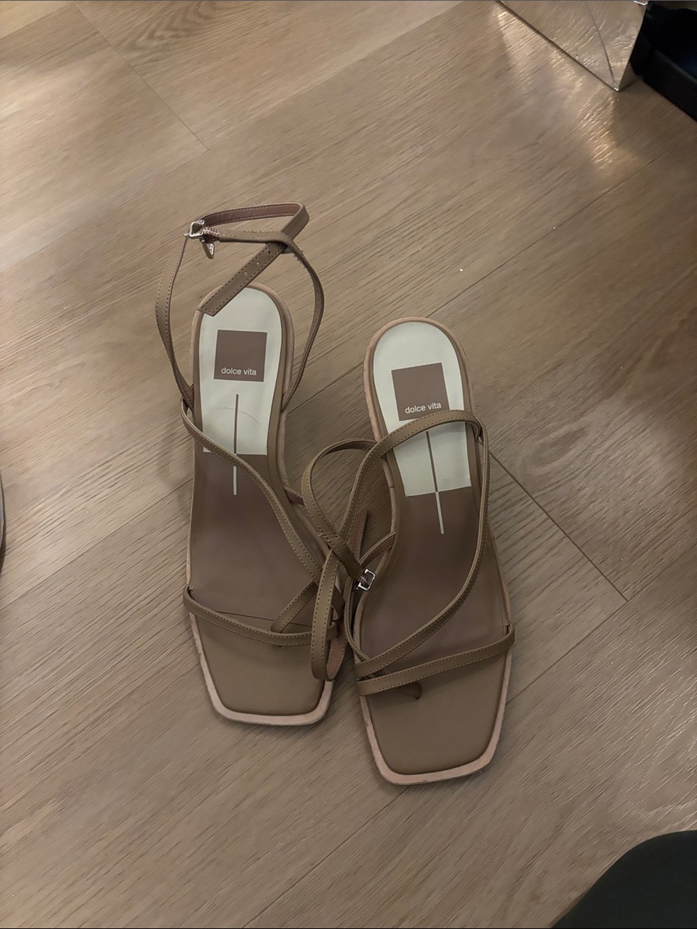 Dolce Vita Brown Tan Strappy Square-Toe Heels 9